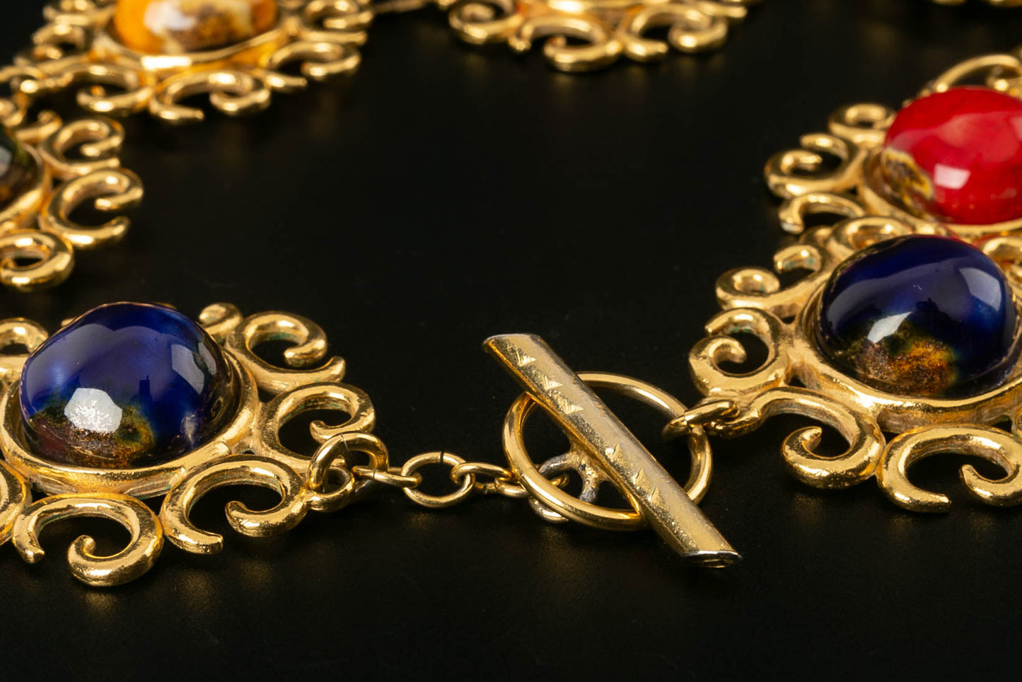 Collier court Denaive