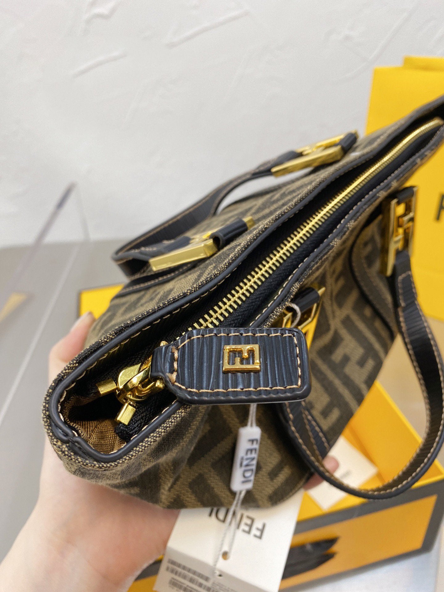 GLM - Top Quality Bags FEI 105