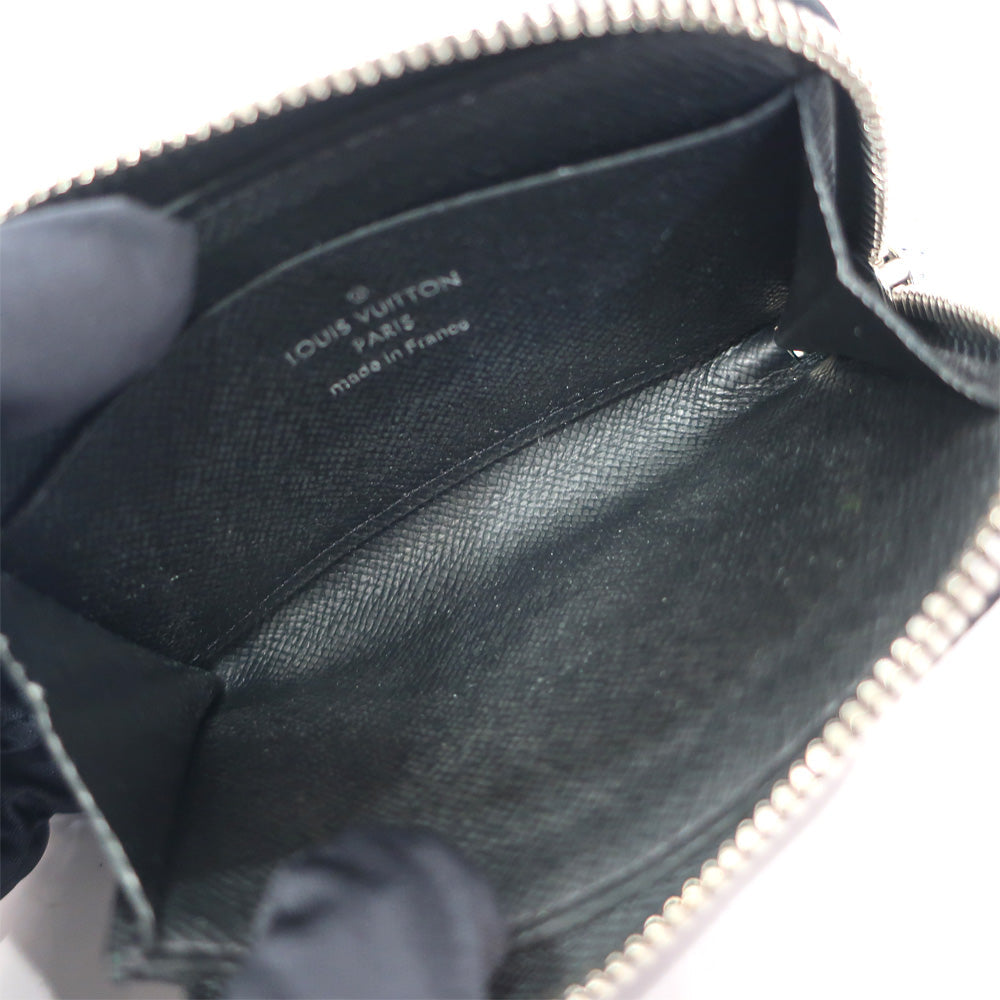 Louis Vuitton Porte Monet Taiga Coin Case M63375 Leather Black  etc