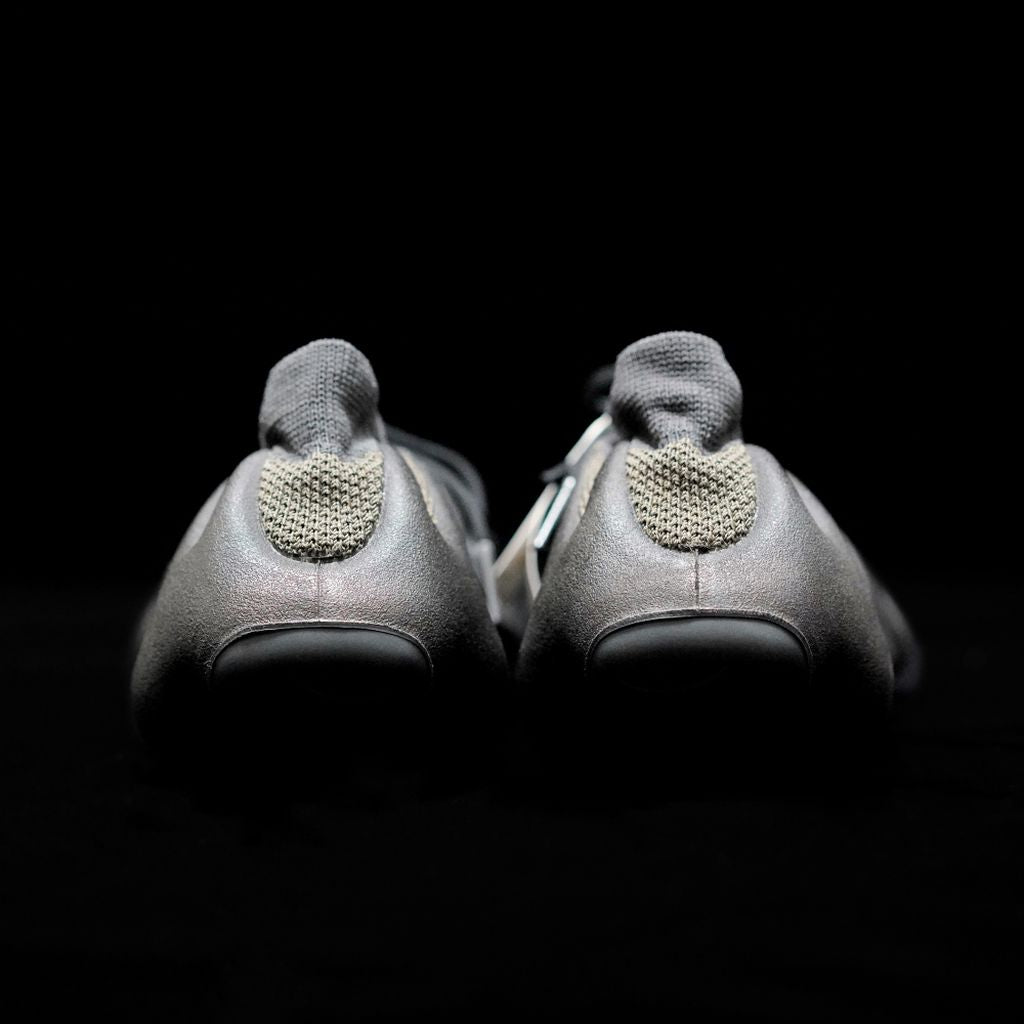 GLM - Yzy 450 Dark Slate Sneaker