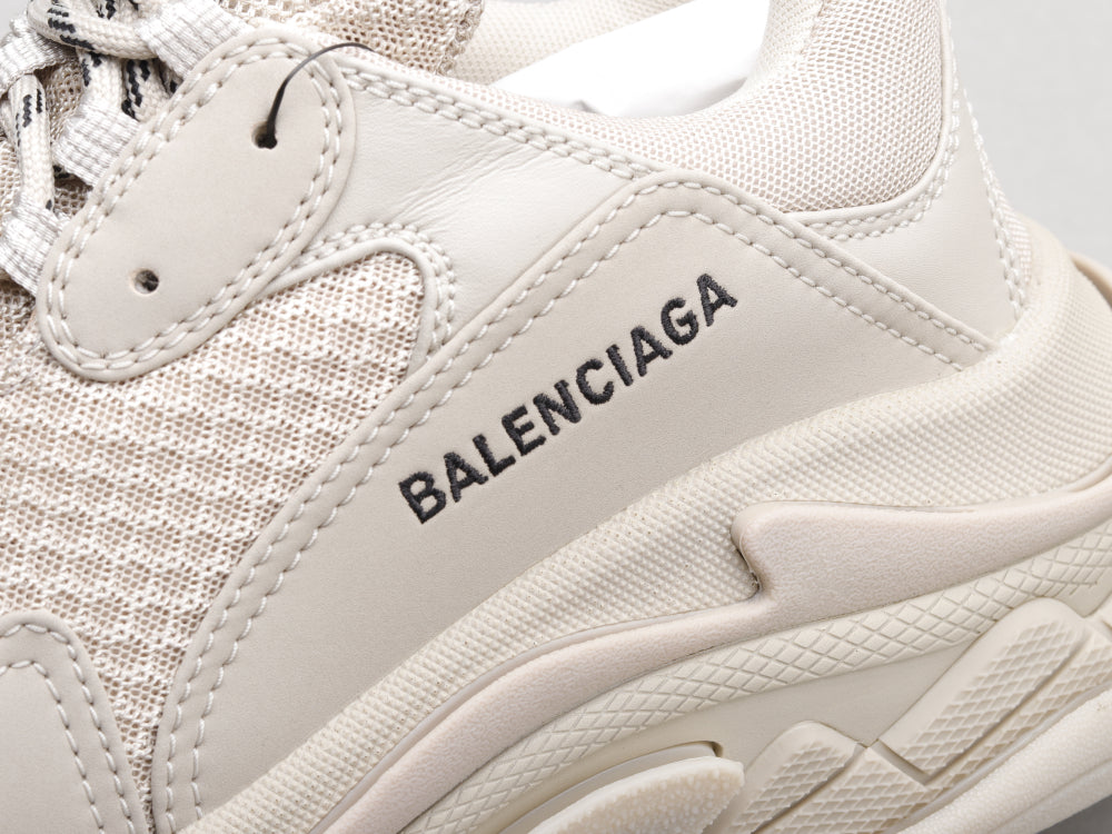GLM - Bla Triple-S Generation Milk Tea Sneaker