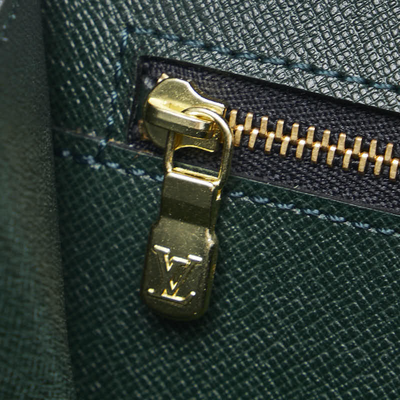 Louis Vuitton Taiga Poschet Clad Secundary Bag M30194 Epi Green Leather  Louis Vuitton