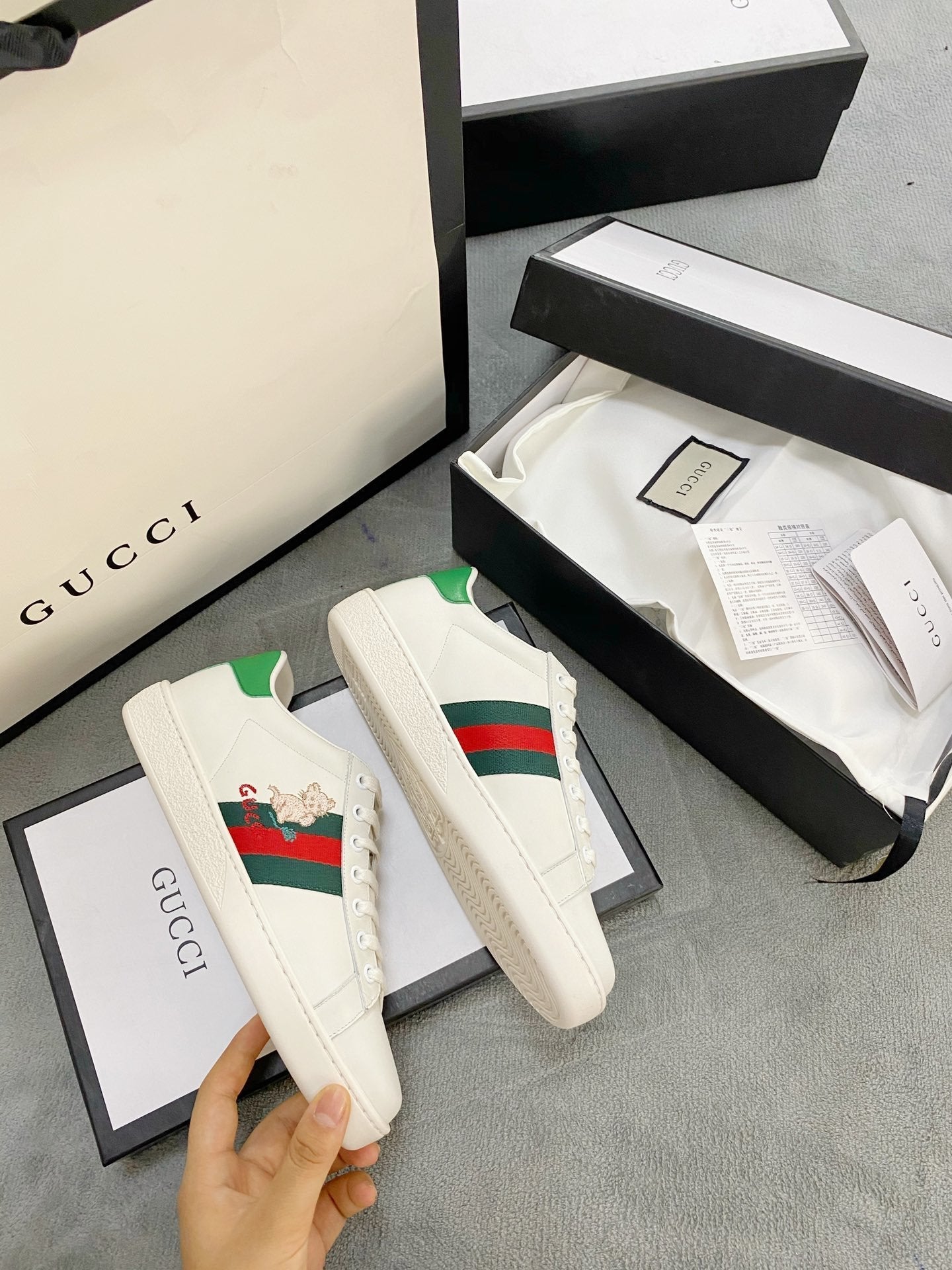 GLM-GCI PIG  Ace Sneaker 074