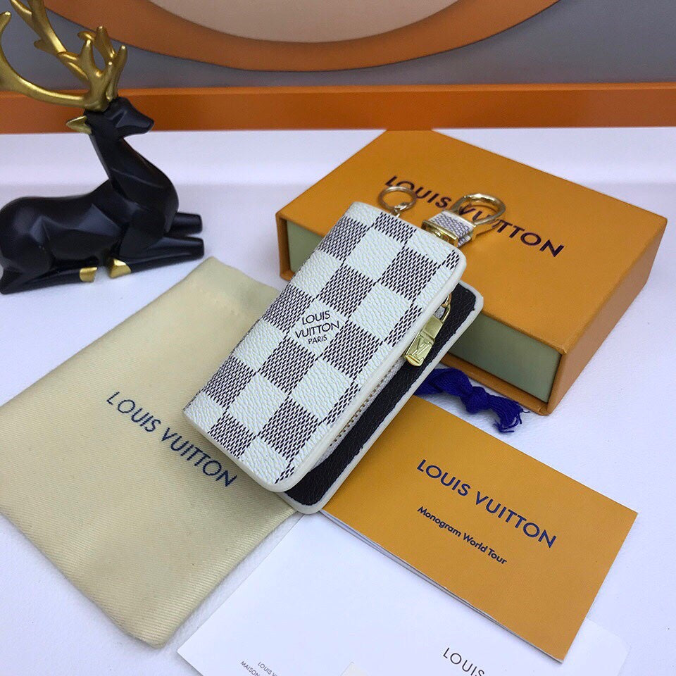 GLM -Top Quality Keychains LUV 067