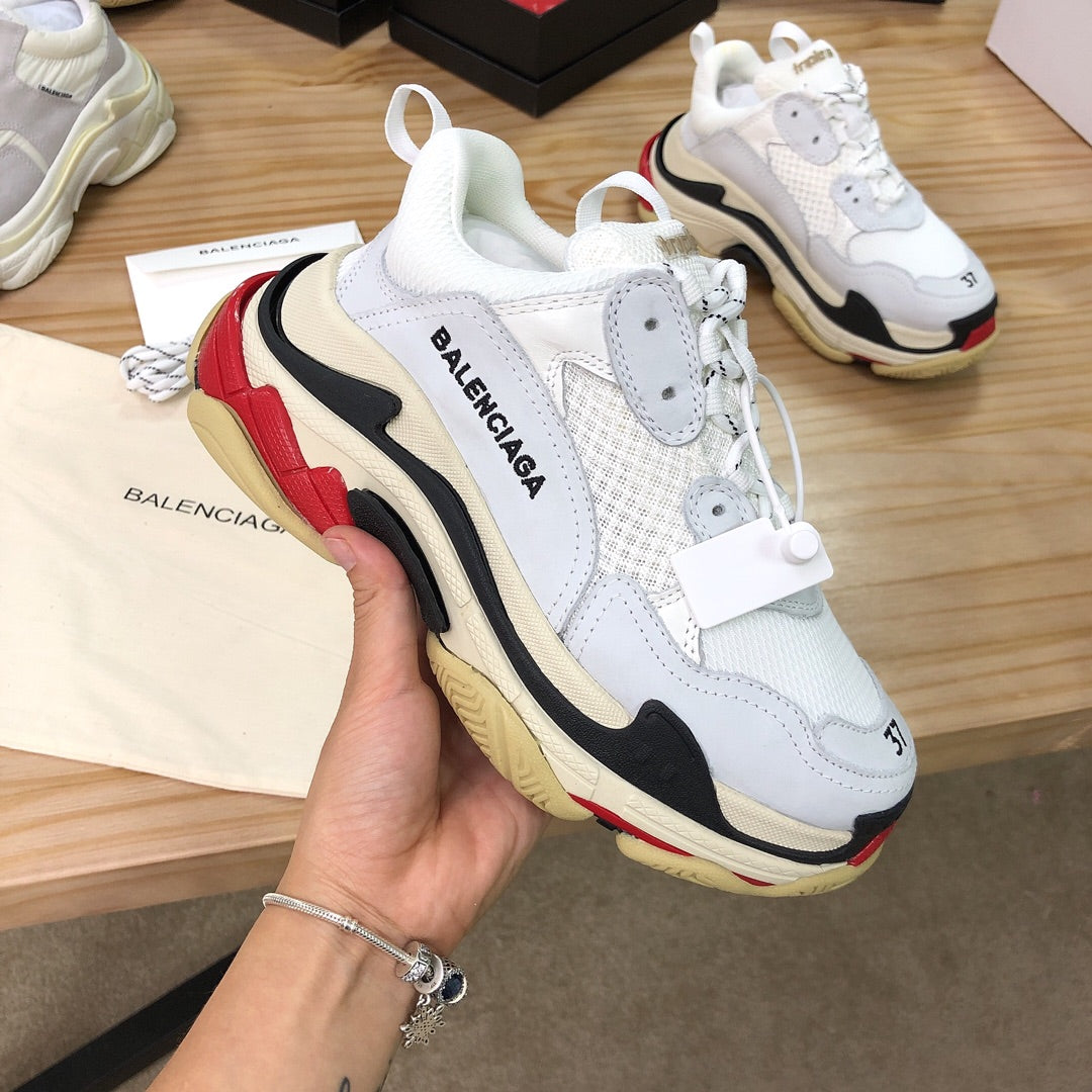 GLM - Top Quality Bla Sneaker 071