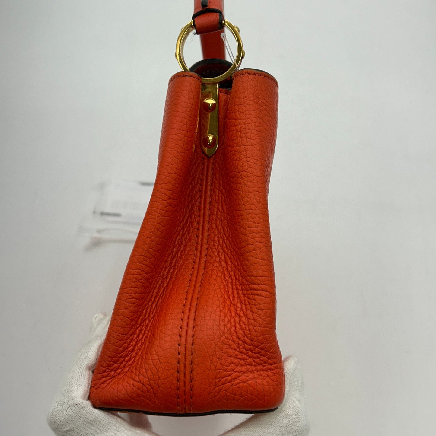 Louis Vuitton Capucines leather handbag LA25578