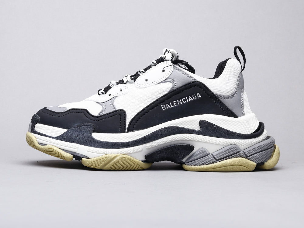 GLM - Bla Triple-S Black And White Sneaker