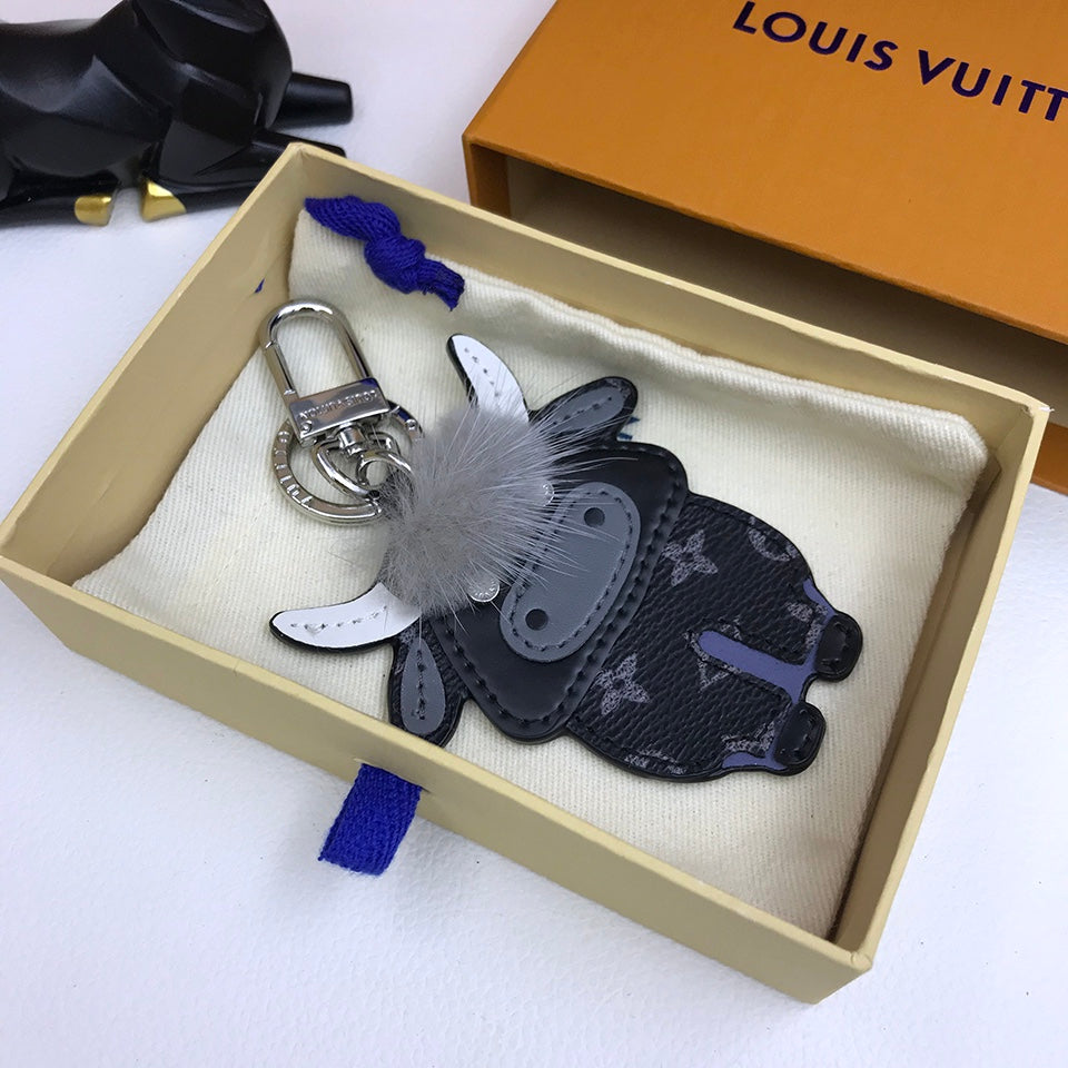 GLM -Top Quality Keychains LUV 081