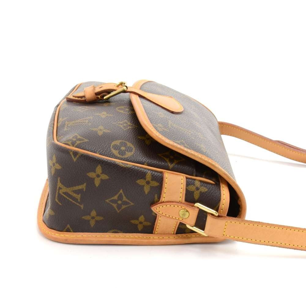 Louis Vuitto Sologne Monogram Canvas Shoulder Bag