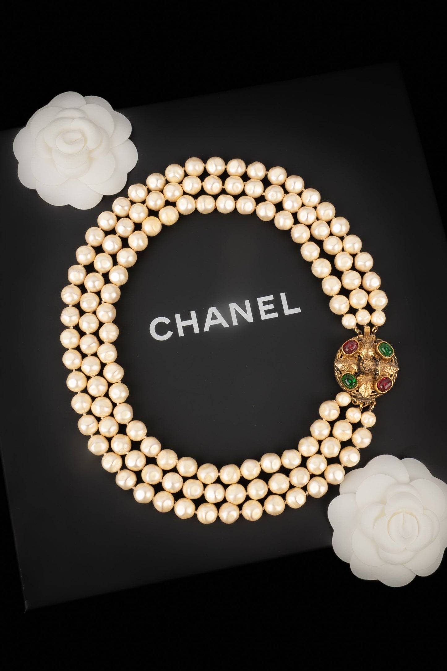 Collier baroque Chanel 1984