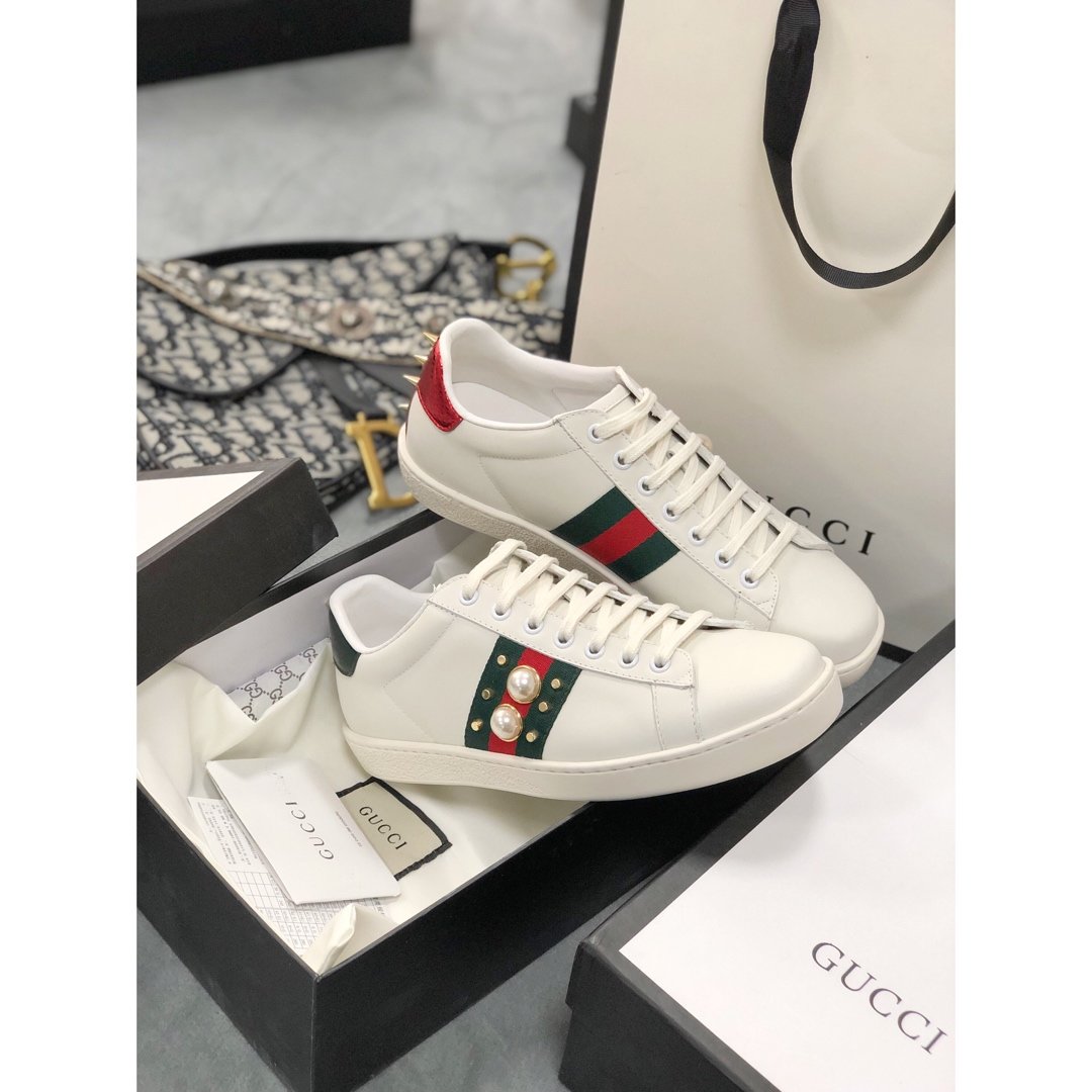 GLM-GCI Ace PEARL Sneaker 082