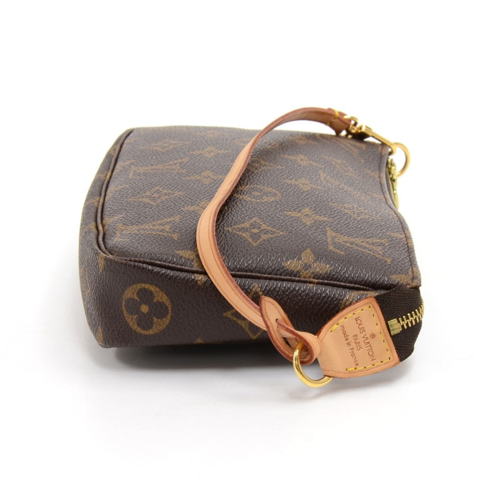 Louis Vuitto Pochette Accessoires Monogram Canvas Bag