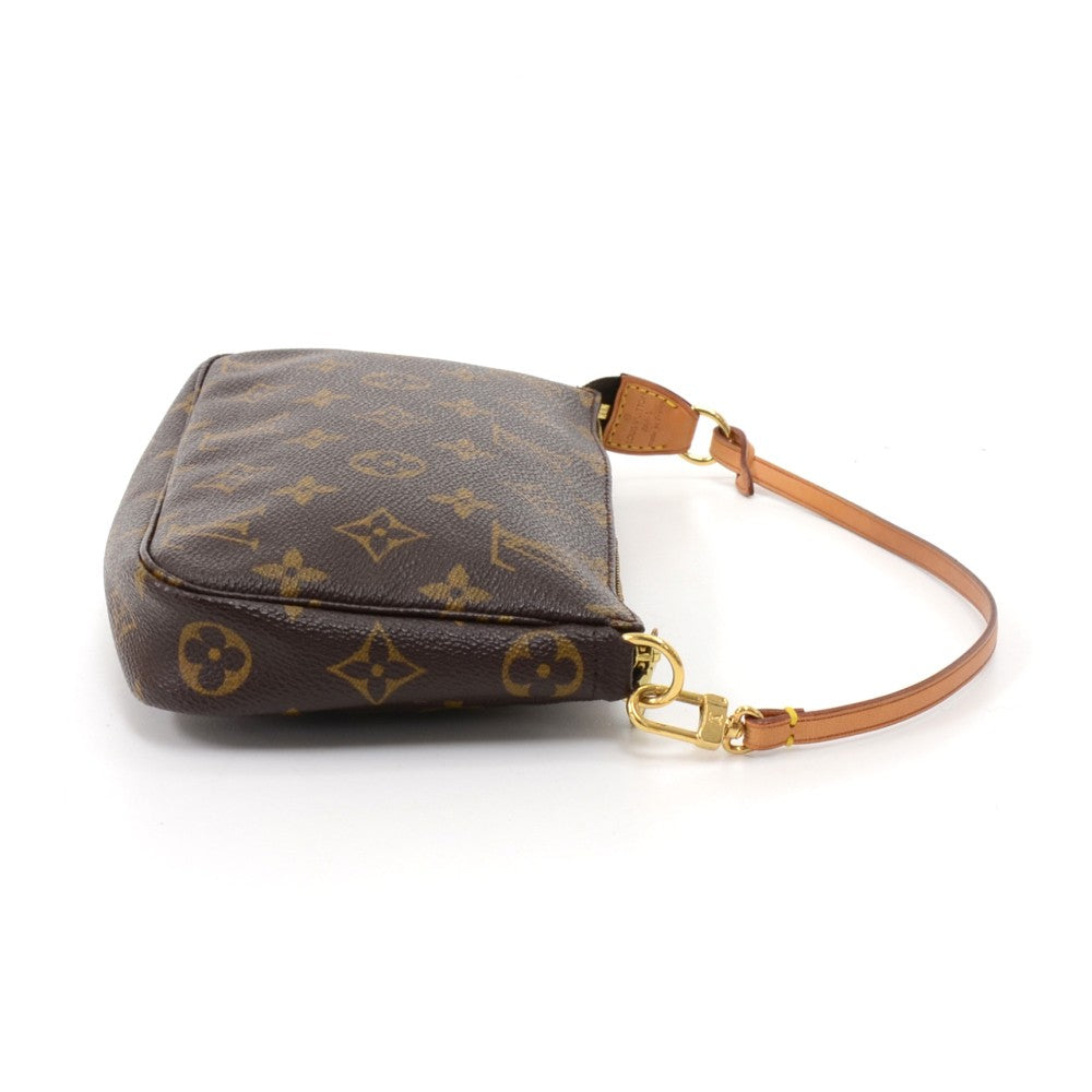 Louis Vuitto Pochette Accessoires Monogram Canvas Bag
