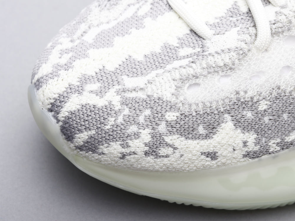 GLM - Yzy 380 Alien Sneaker