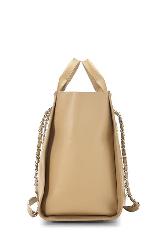 Chanel,  Beige Caviar Deauville Medium, Beige