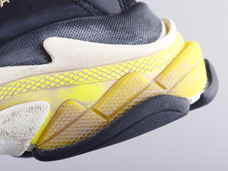 GLM - Bla Triple S Black And Yellow Sneaker