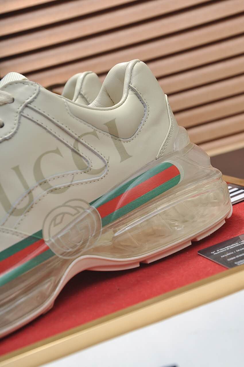 GLM-GCI  Rhyton Chunky Logo Sneaker 060