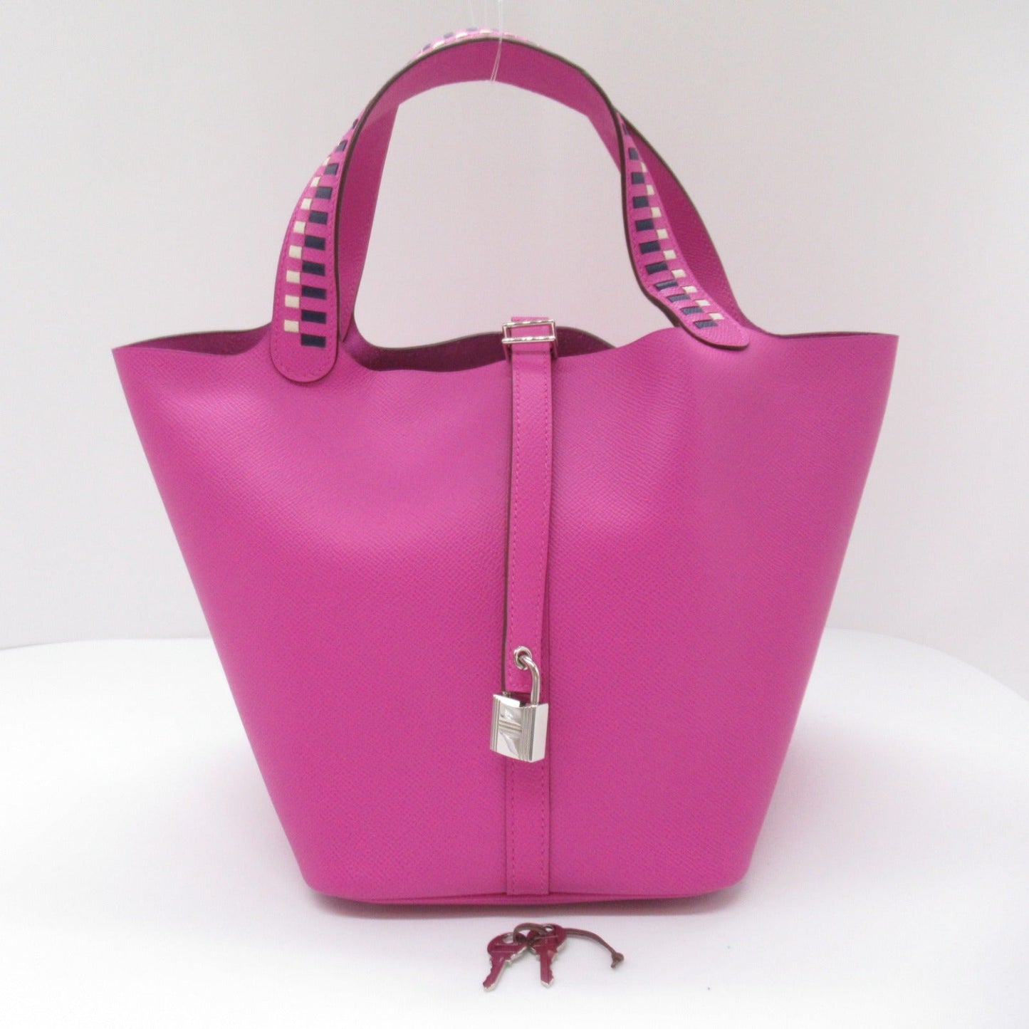 Hermes HERMES Picotin Lock MM Treasury Magnolia Tote Bag  Bag Leather  Epsom Pink Magnolia/ClÃƒÆ’Ã‚Â©/Blue Sapphire-L ÃƒÂ£Ã¢â€šÂ¬Ã‚ÂAncestralÃƒÂ£Ã¢â€šÂ¬Ã¢â‚¬Ëœ EI BRANDOFF