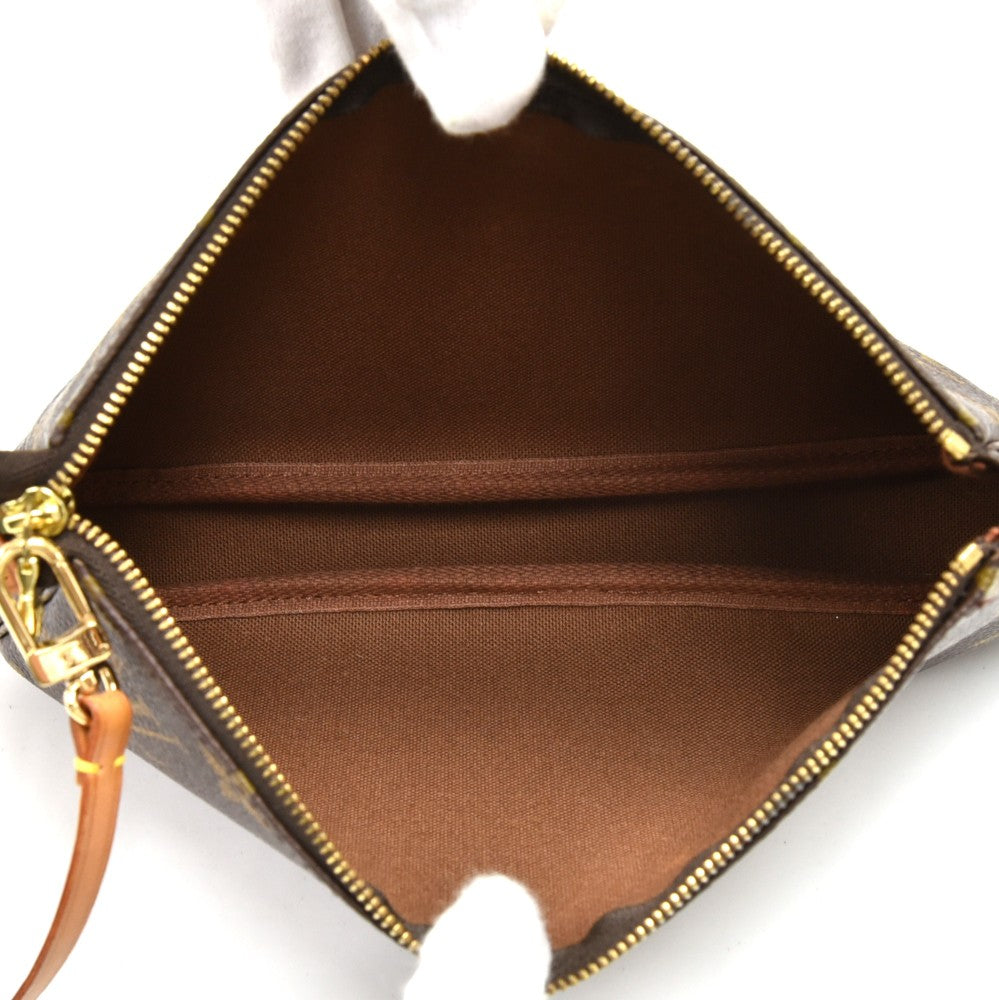 Louis Vuitto Pochette Accessoires Monogram Canvas Bag