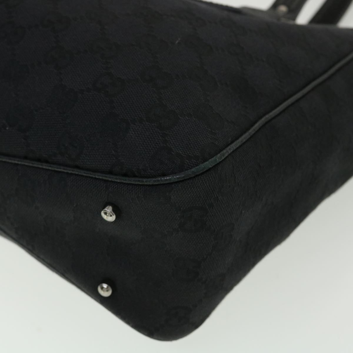 GUCCI GG Canvas Shoulder Bag Black 33263