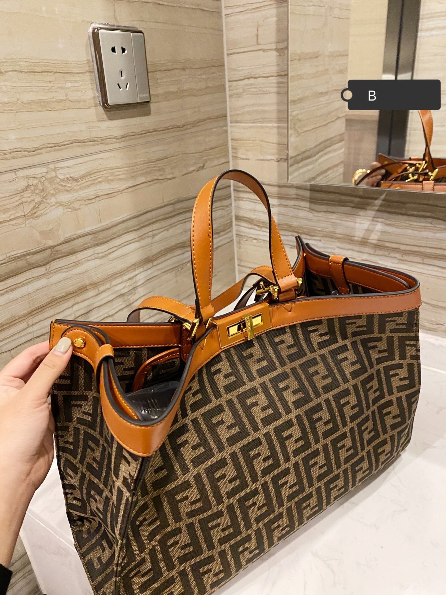 GLM - Top Quality Bags FEI 147