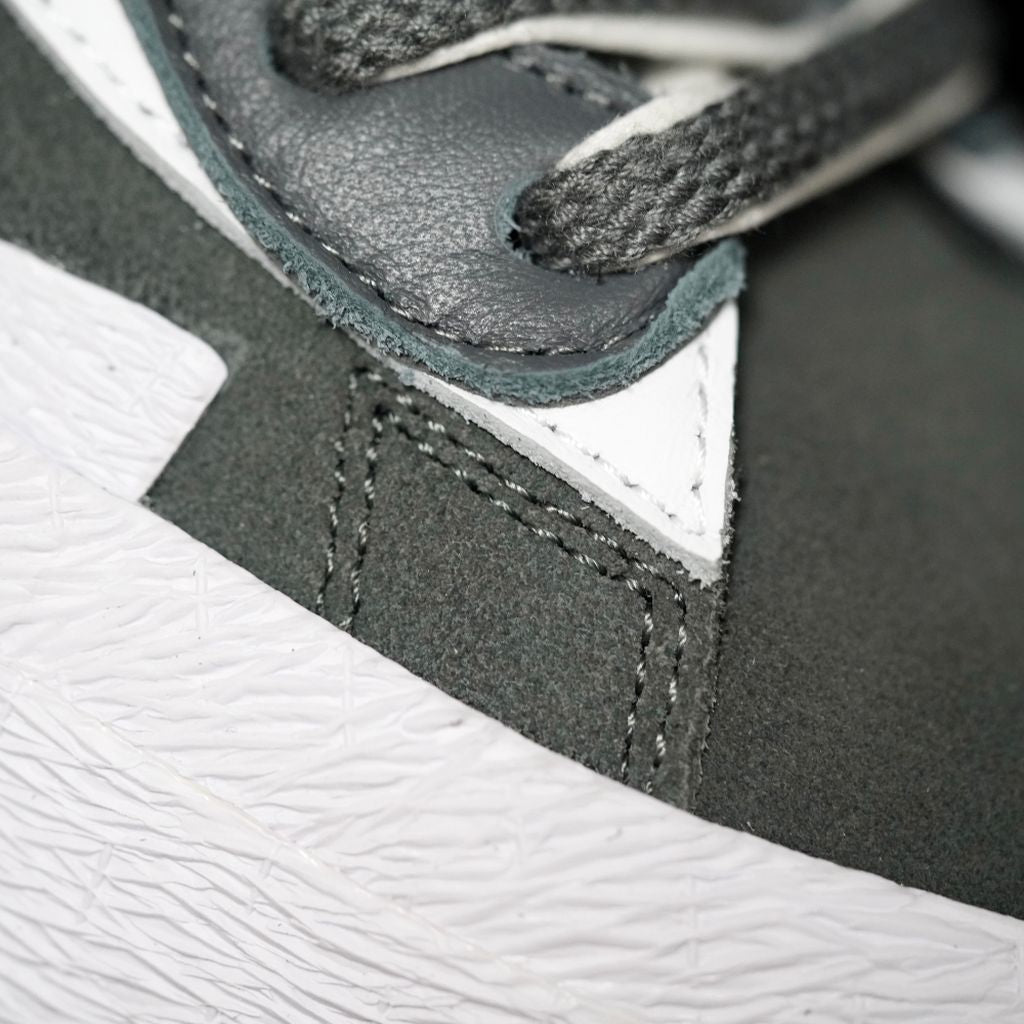 GLM - Sacai x Blazer Low Black & White
