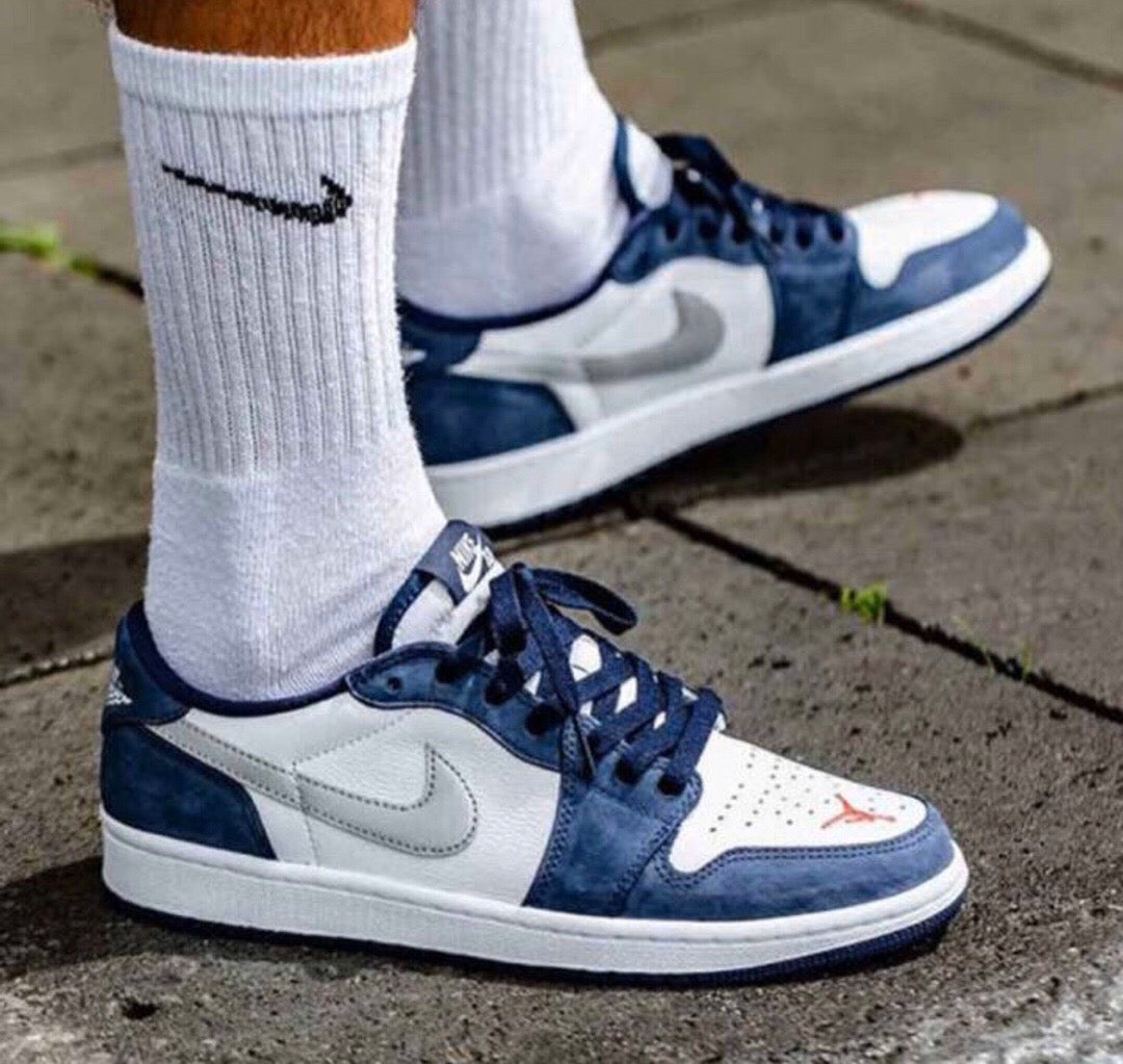 GLM - AJ1 navy blue
