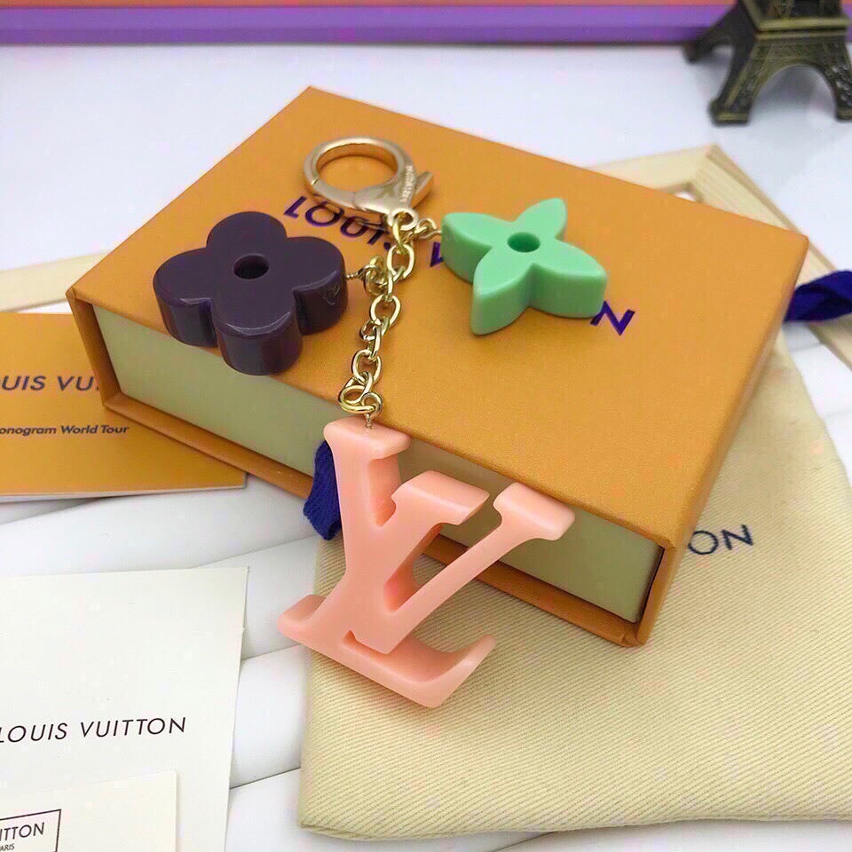 GLM - Top Quality Keychains LUV 034