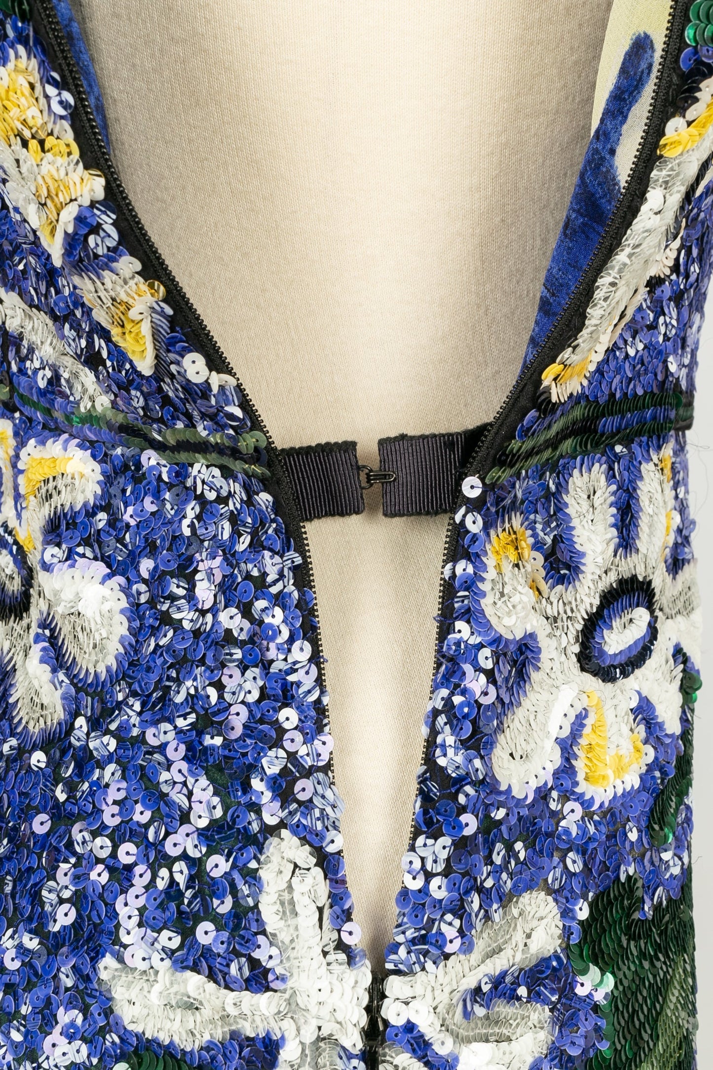 Robe ÃƒÆ’Ã‚Â  sequins Valentino DÃƒÆ’Ã‚Â©filÃƒÆ’Ã‚Â©
