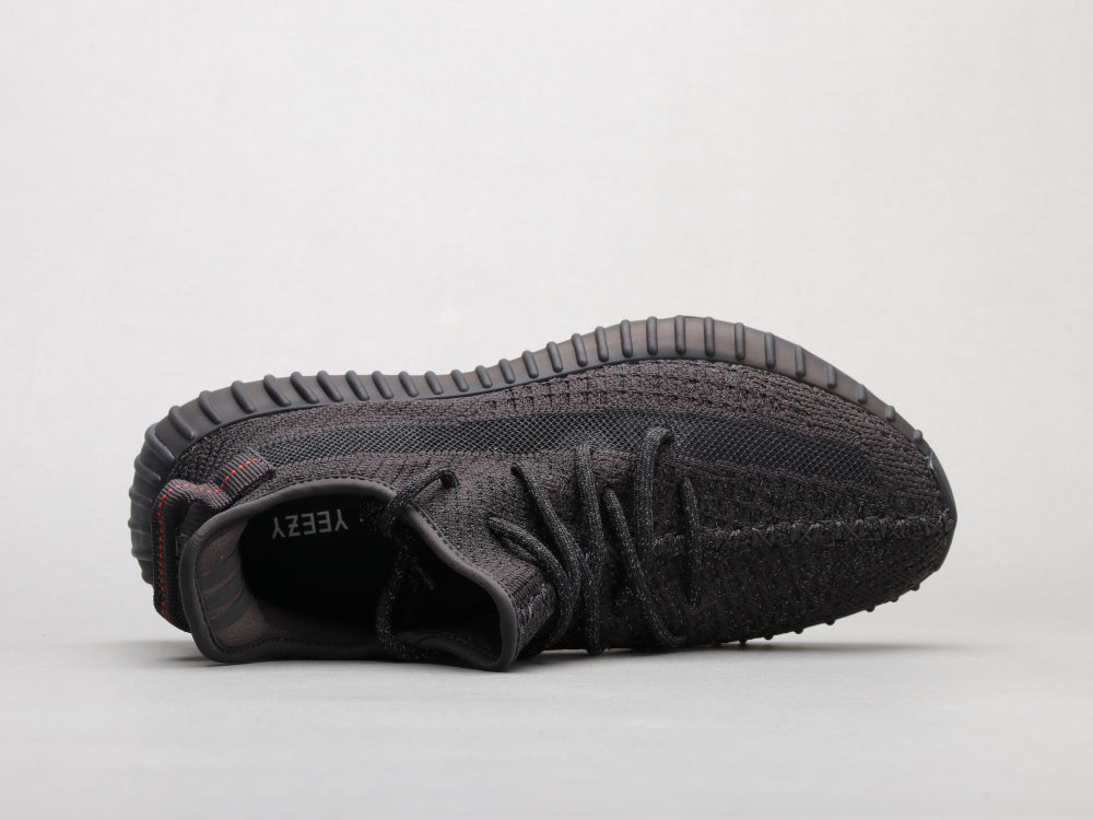 GLM - Yzy 350 Black Starry Sneaker