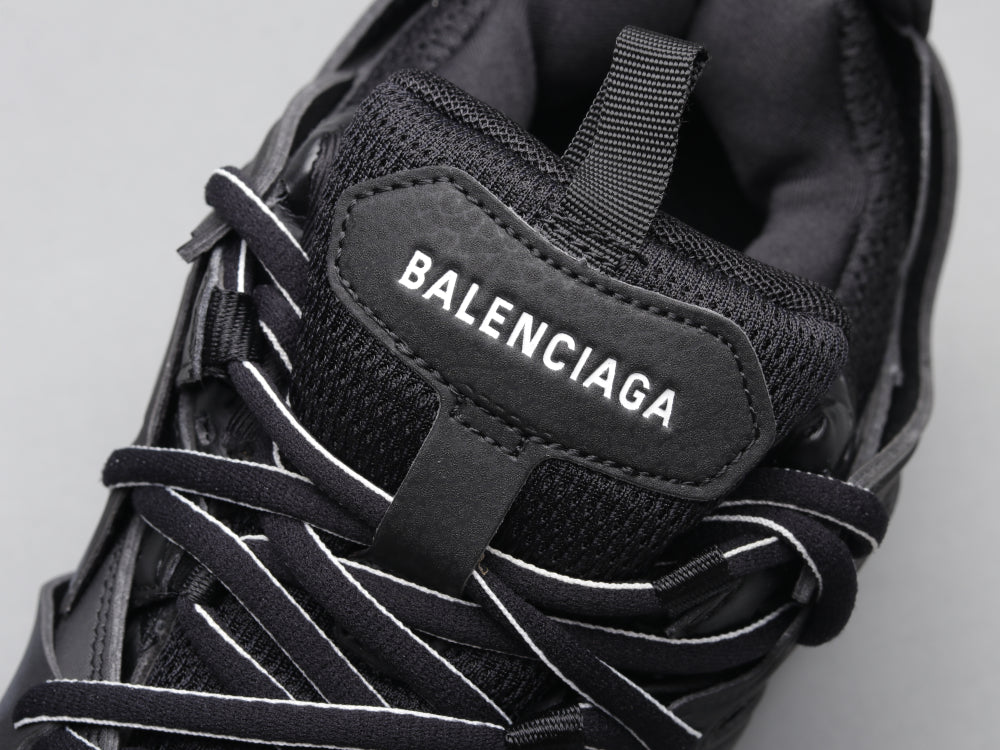 GLM - Bla Track Generation DV Sneaker