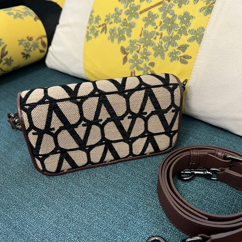 GLM - VEL Bags - 411