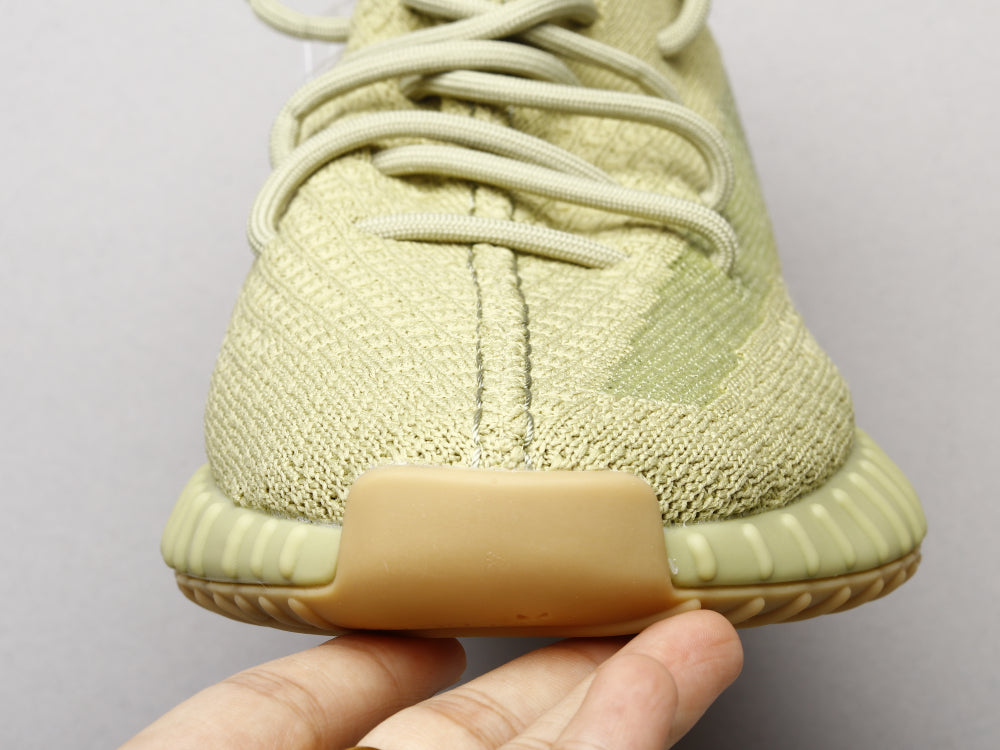 GLM - Yzy 350 Sulfur Matcha Green Sneaker
