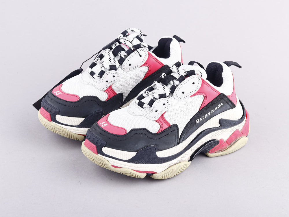 GLM - Bla Triple S Black And White Powder Sneaker