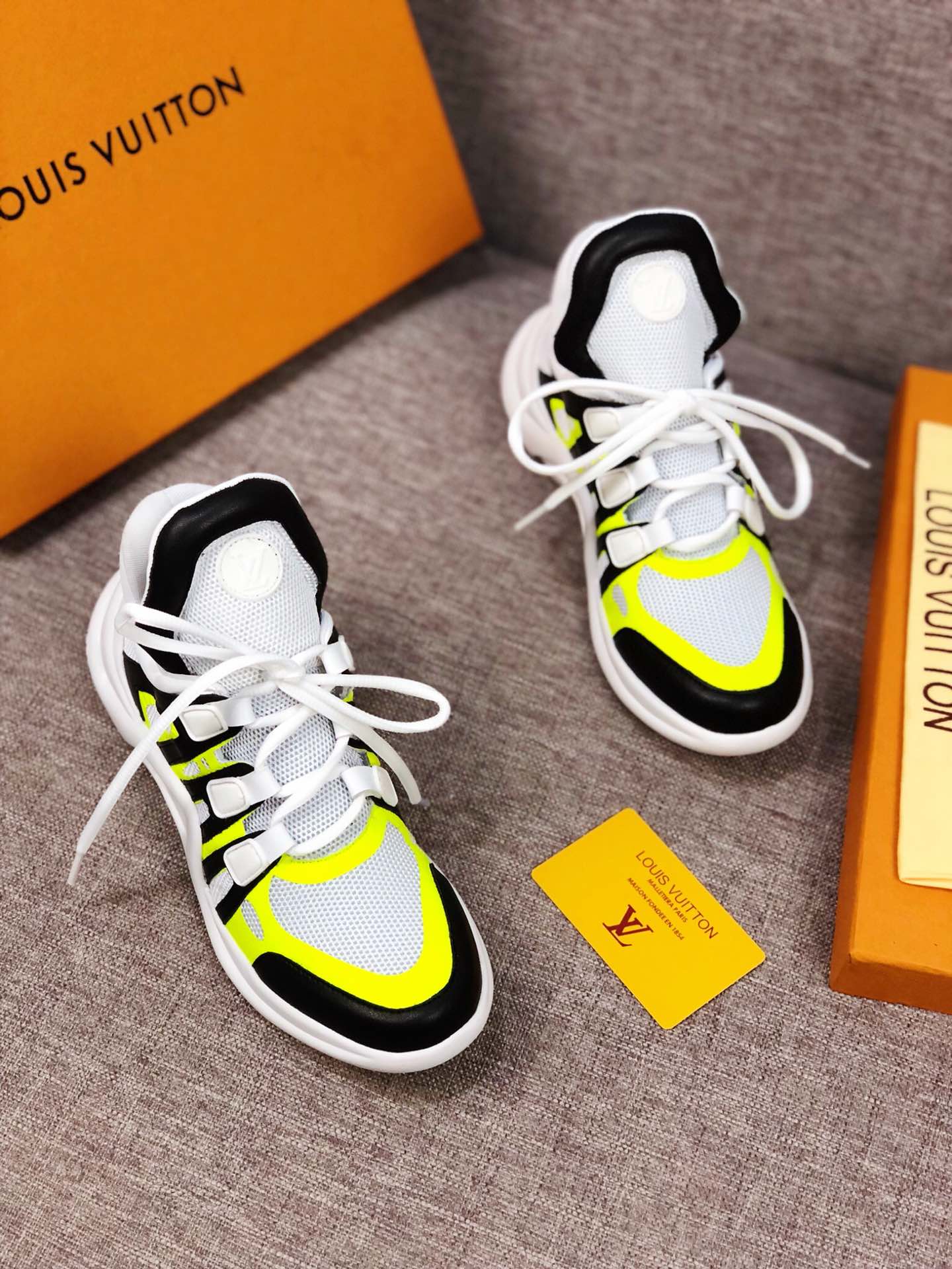 GLM - LUV Archlight Black White Yellow Sneaker