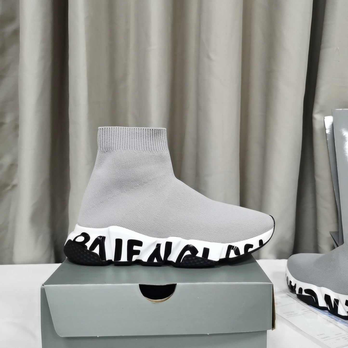 GLM - Bla Speed Print Stretch Knit Sneakers