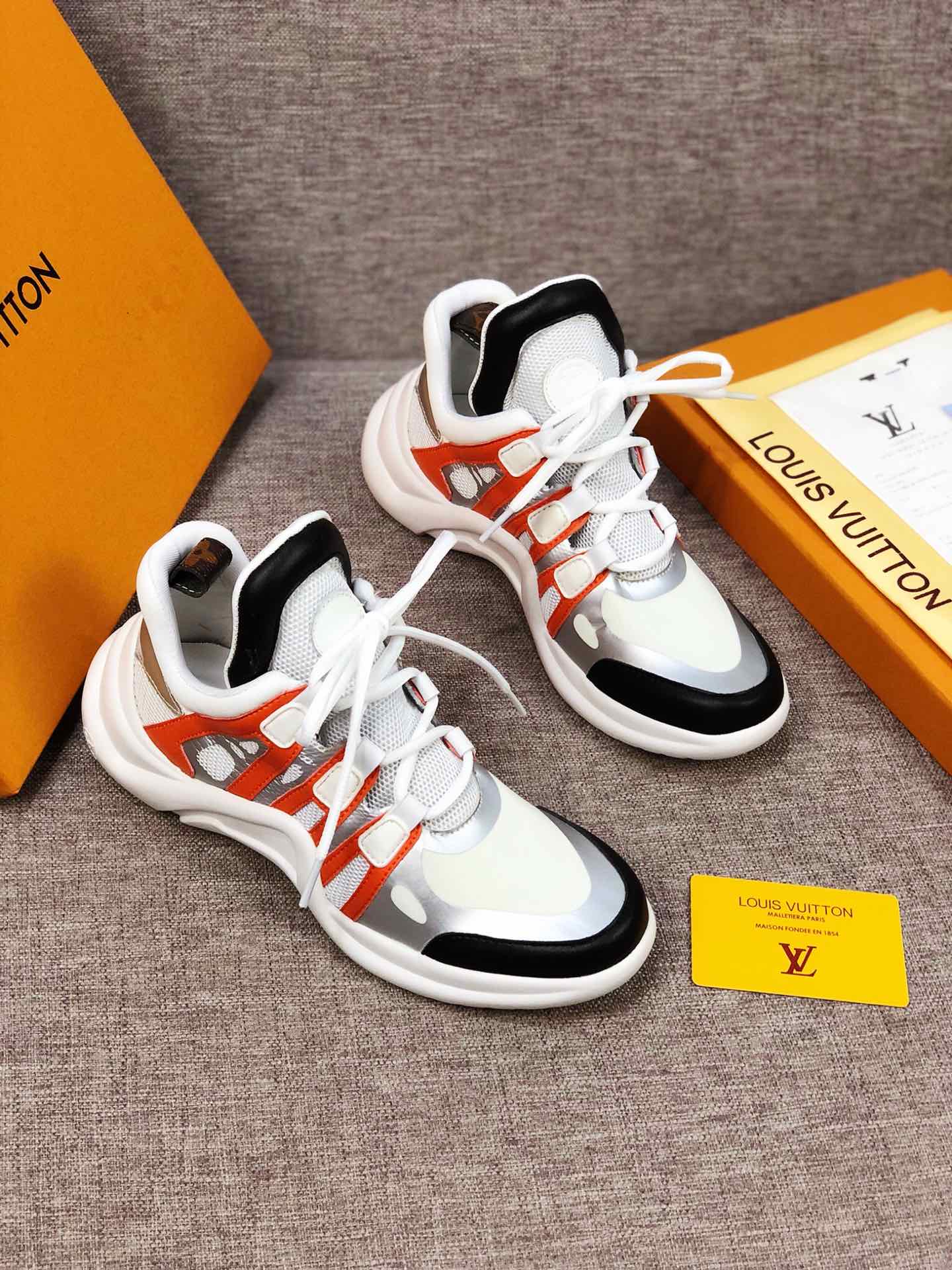 GLM - LUV Archlight White Black Orange Sneaker