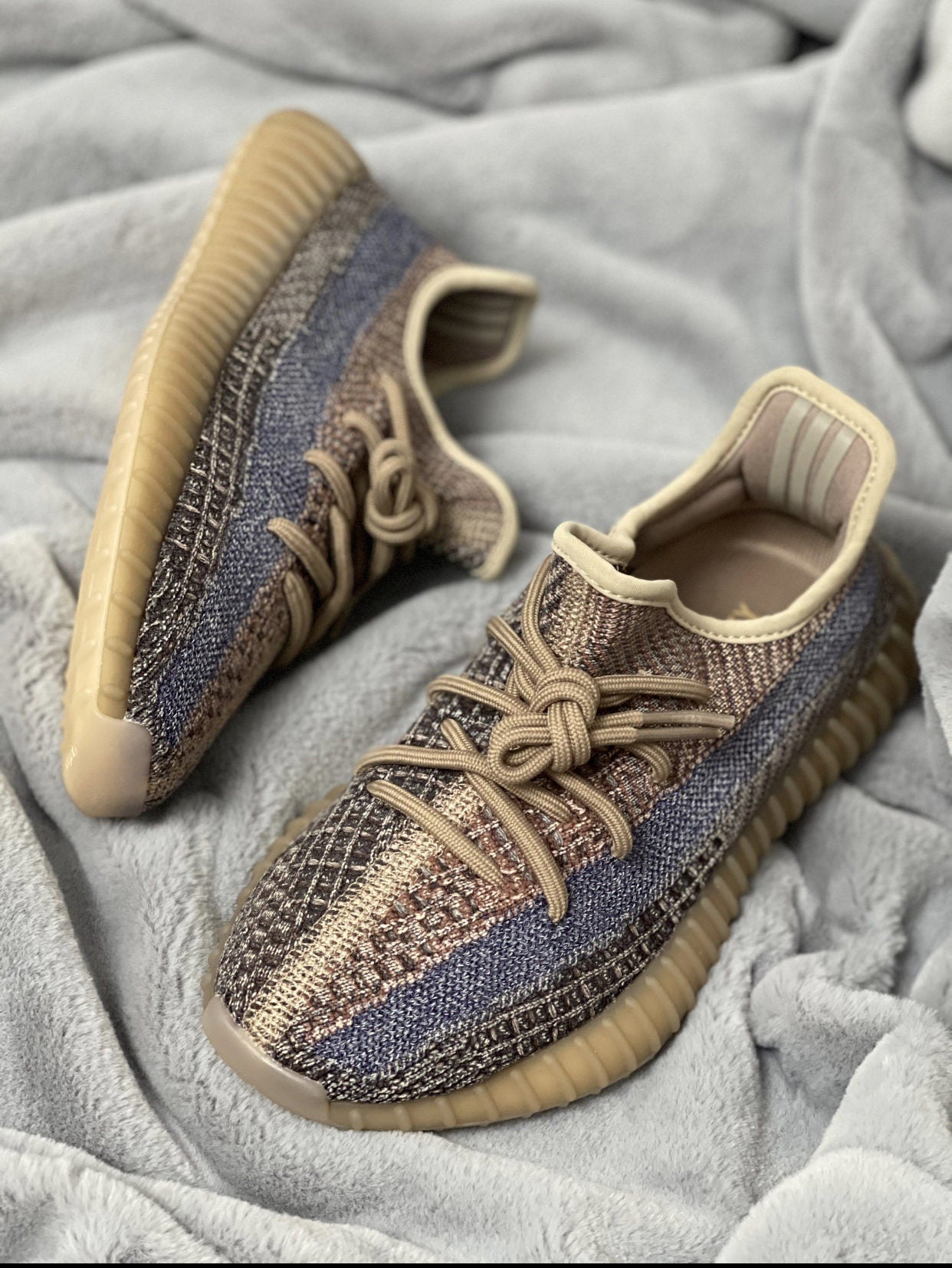 GLM - Yzy 380 Blue Brown Sneaker
