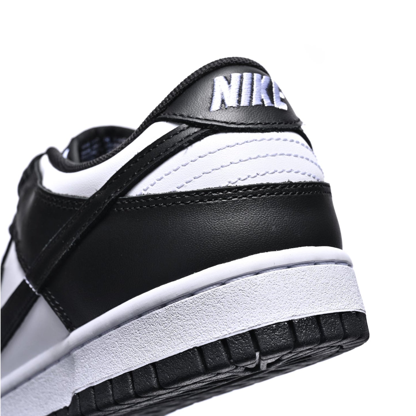 GLM - NKE black and white panda