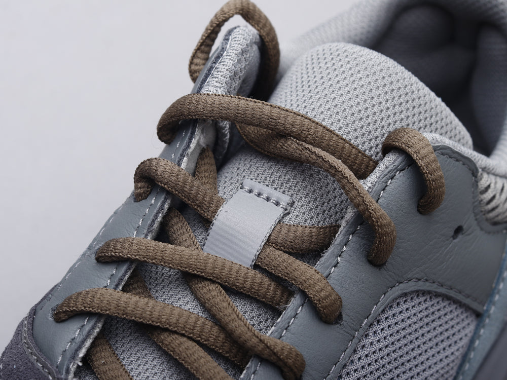 GLM - Yzy 700 Teal BLue Sneaker