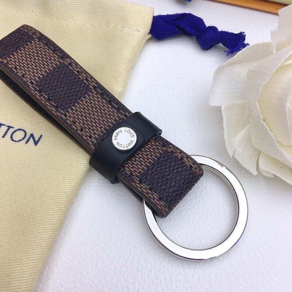 GLM - Top Quality Keychains LUV 002