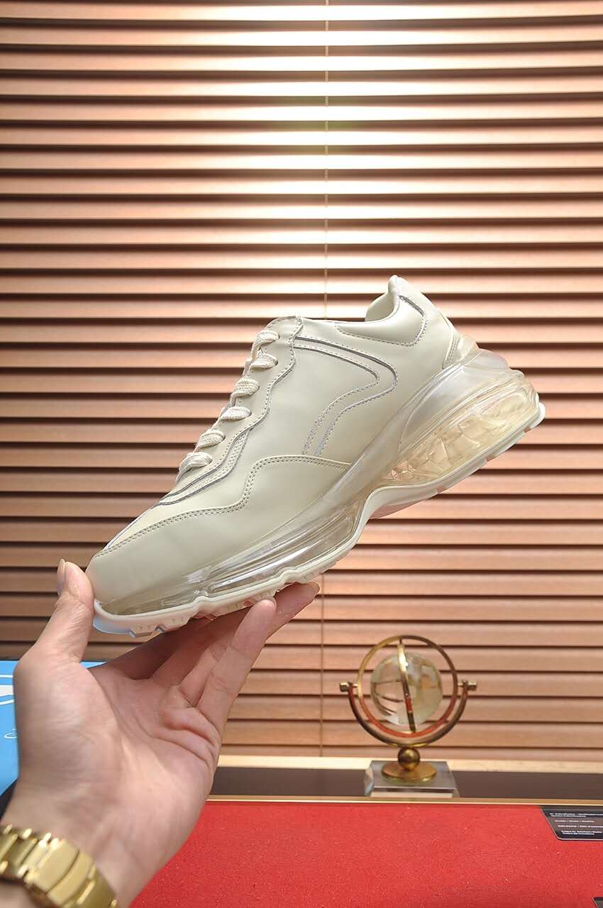GLM-GCI  Rhyton Chunky Logo Sneaker 061