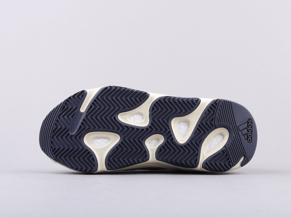GLM - Yzy 700 Analog Beige Sneaker
