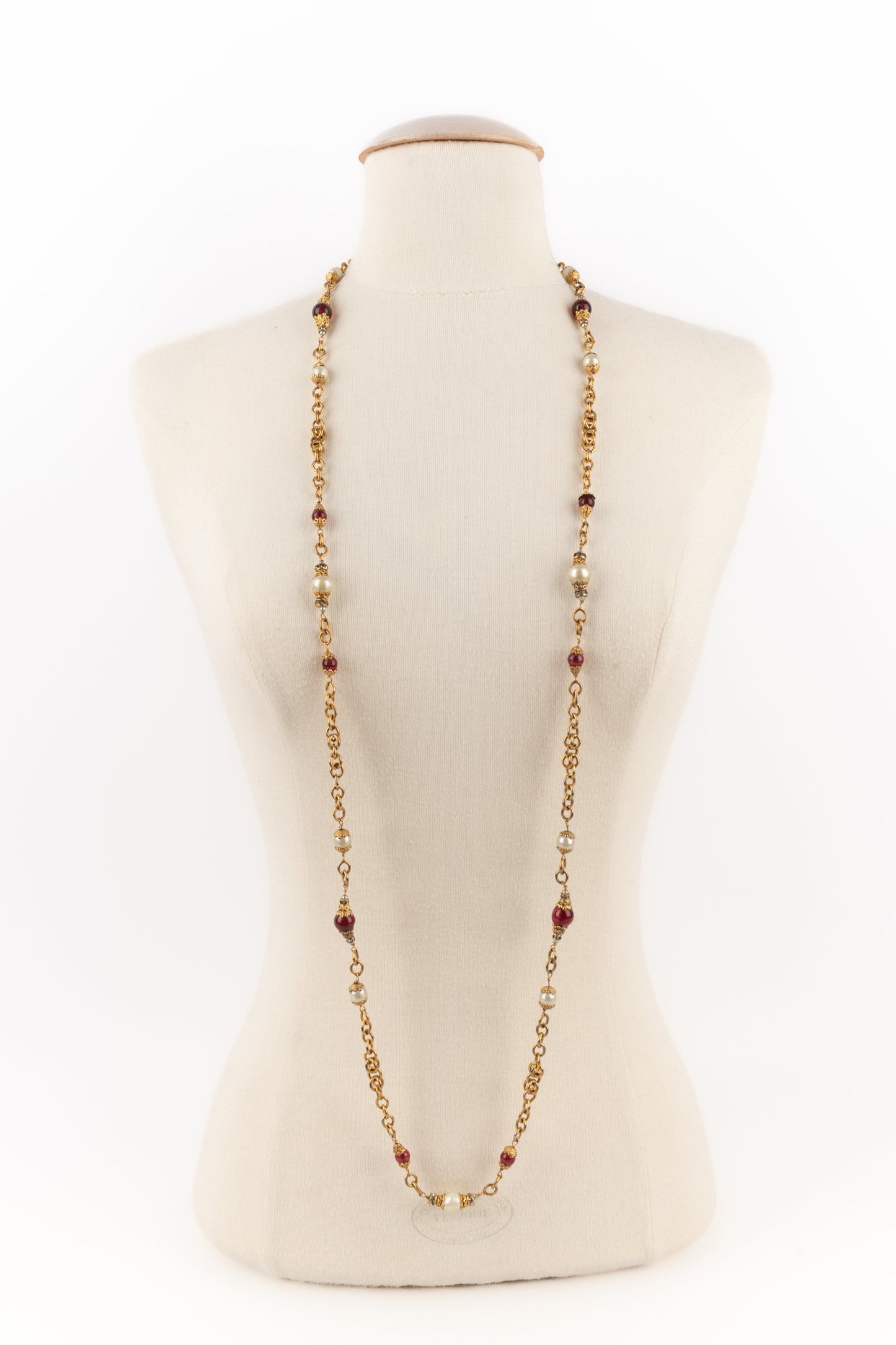 Collier / sautoir Chanel