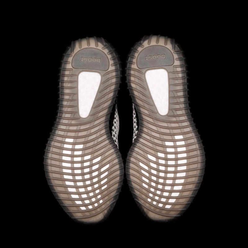 GLM - Yzy 350 Yzy Volcanic Ash Sneaker