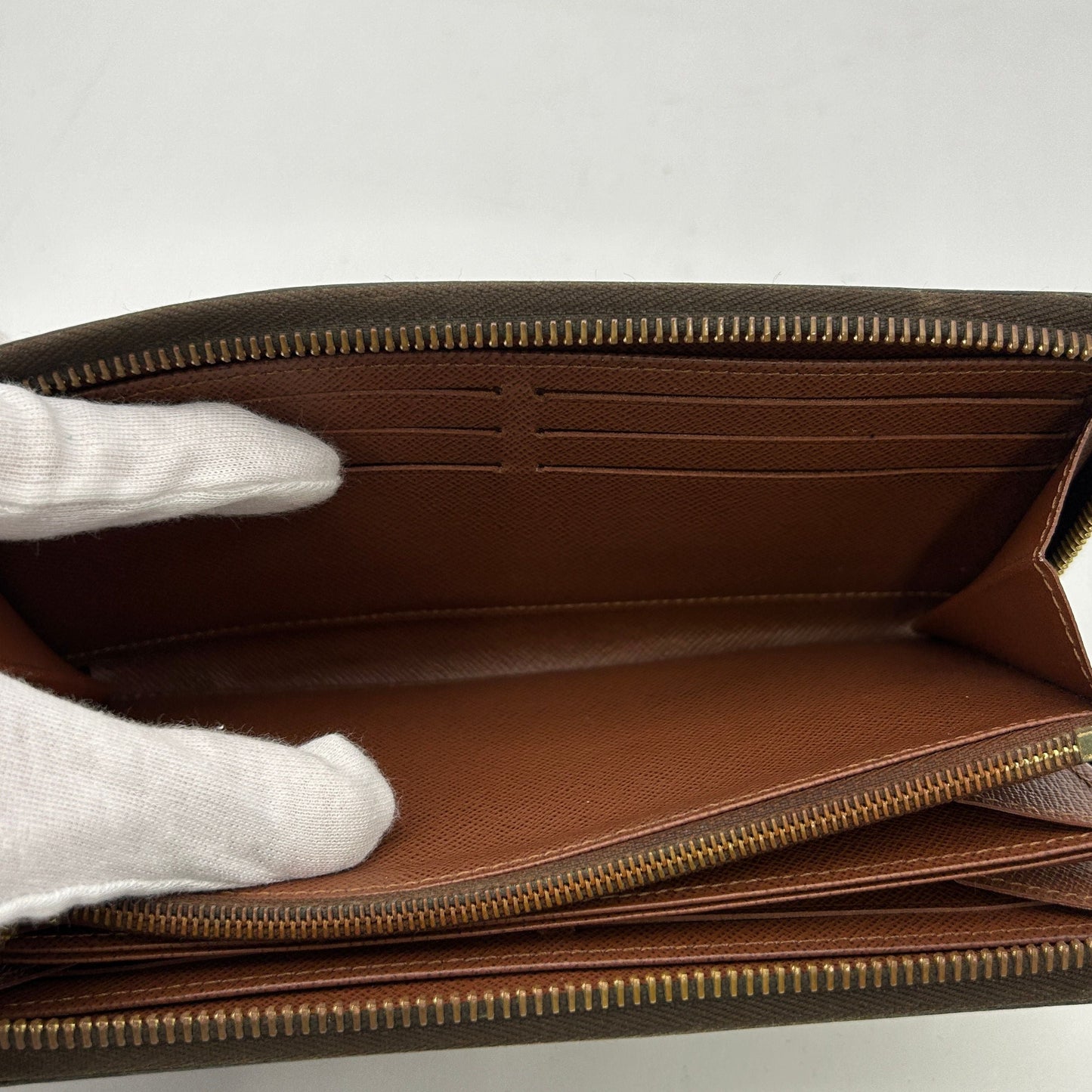 LOUIS VUITTON Monogram Canvas Zippy Wallet 2101218254426