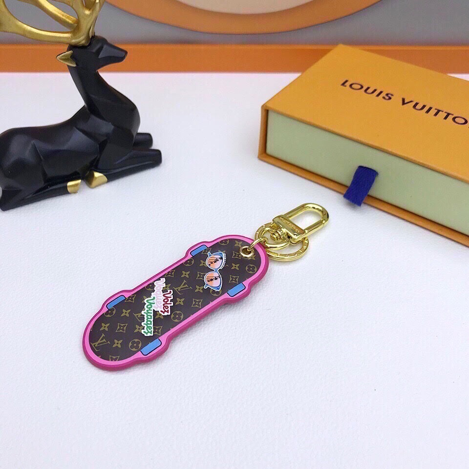 GLM - Top Quality Keychains LUV 019
