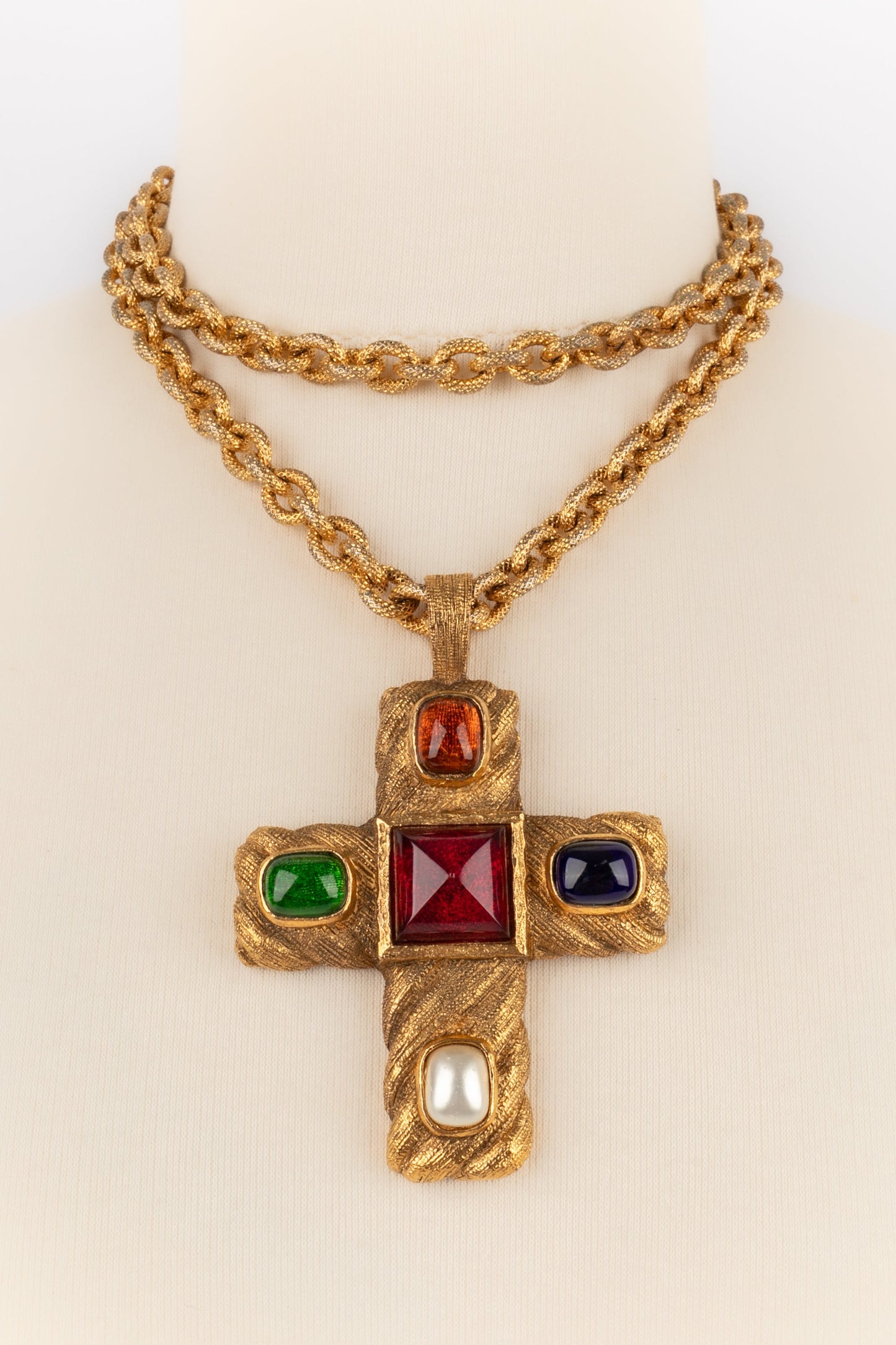 Collier croix Chanel 1990's