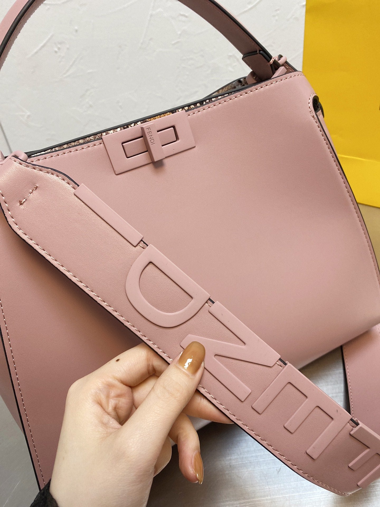 GLM - Top Quality Bags FEI 102