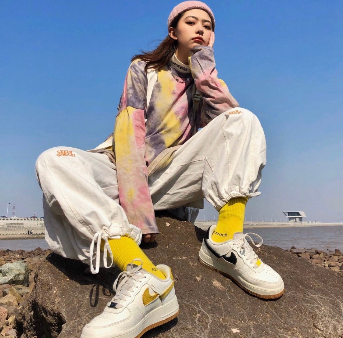 GLM - AF1 Black and yellow mandarin duck breaks hook